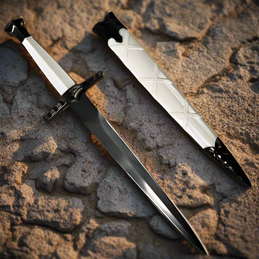 15" CLASSIC DAGGER W/ WHITE LEATHER SCABBAR
