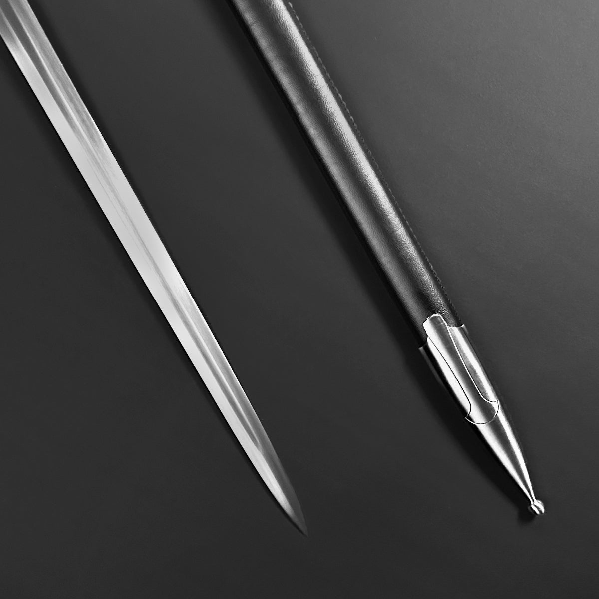 Knight's Collection "Valorbrand" -  44 1/2" Hand-Forged Medieval Sword