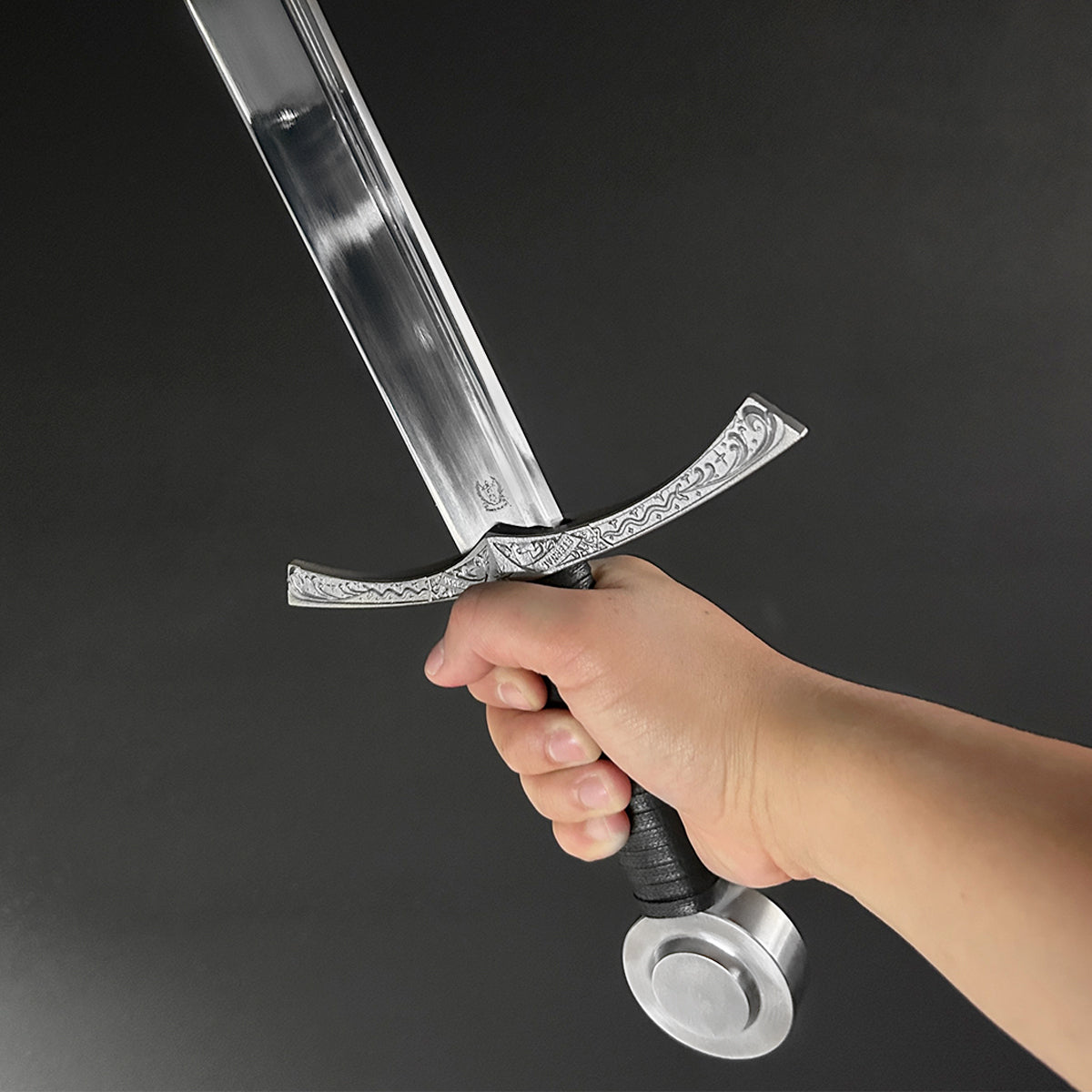 Knight's Collection Hand Made Sharp 1060 Steel Medieval Sword