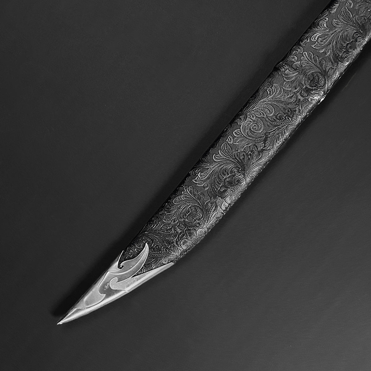 Knight's Collection Hand Made Sharp 1060 Steel Medieval Sword