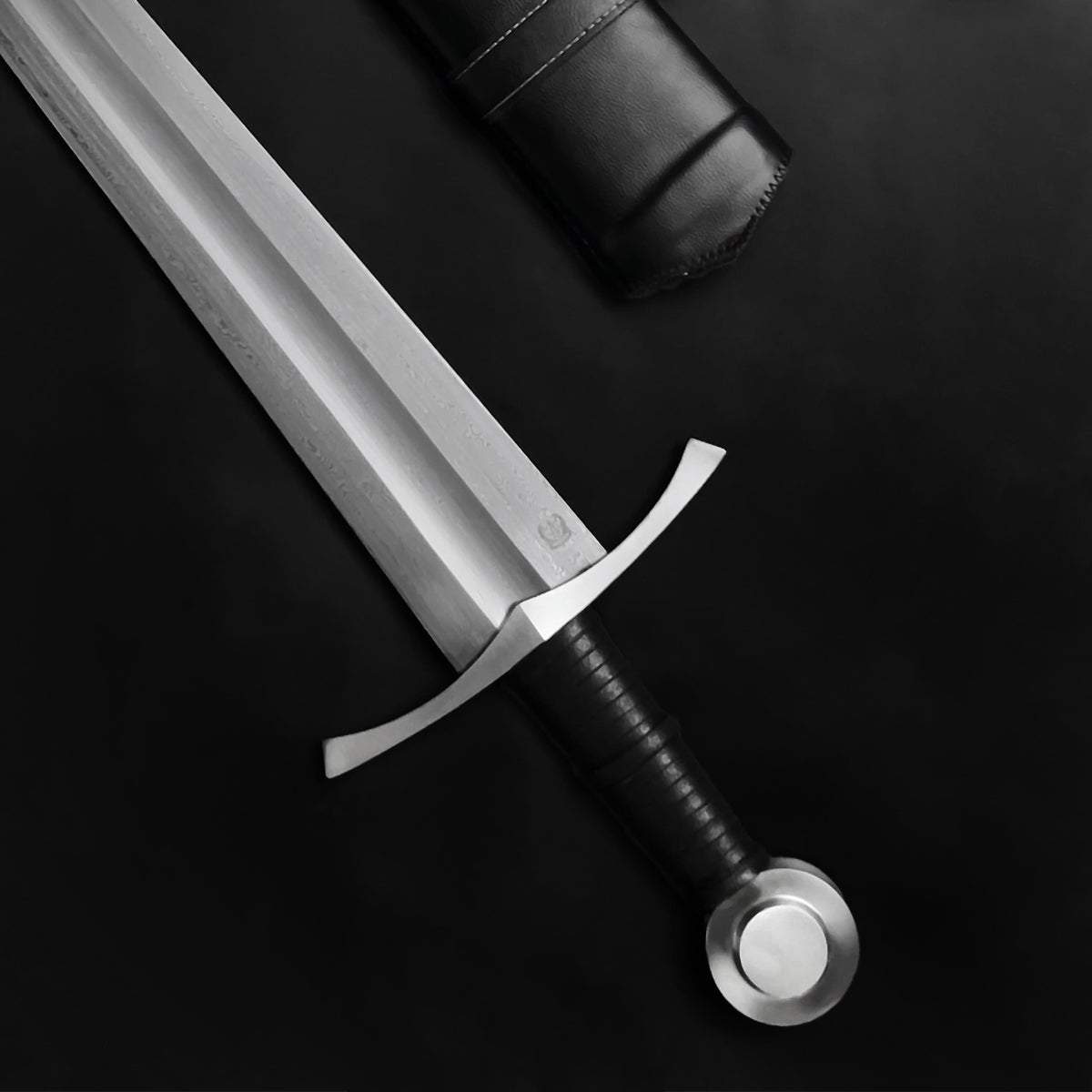 37.8"  Hand-Forged Full-Tang Damascus Steel Medieval Sword