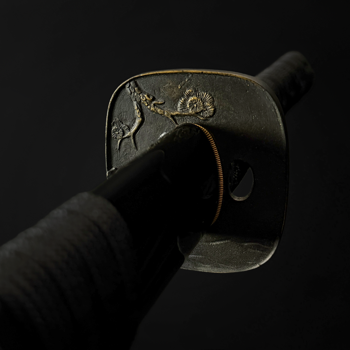 A traditional Japanese katana sword. | Pacific Solution.