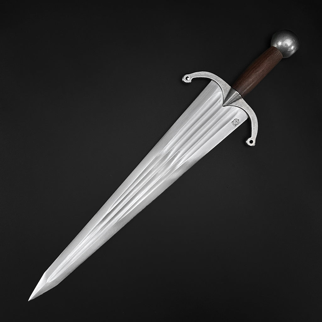 Knight's Collection Hand-Forged Medieval Cinquedea Dagger
