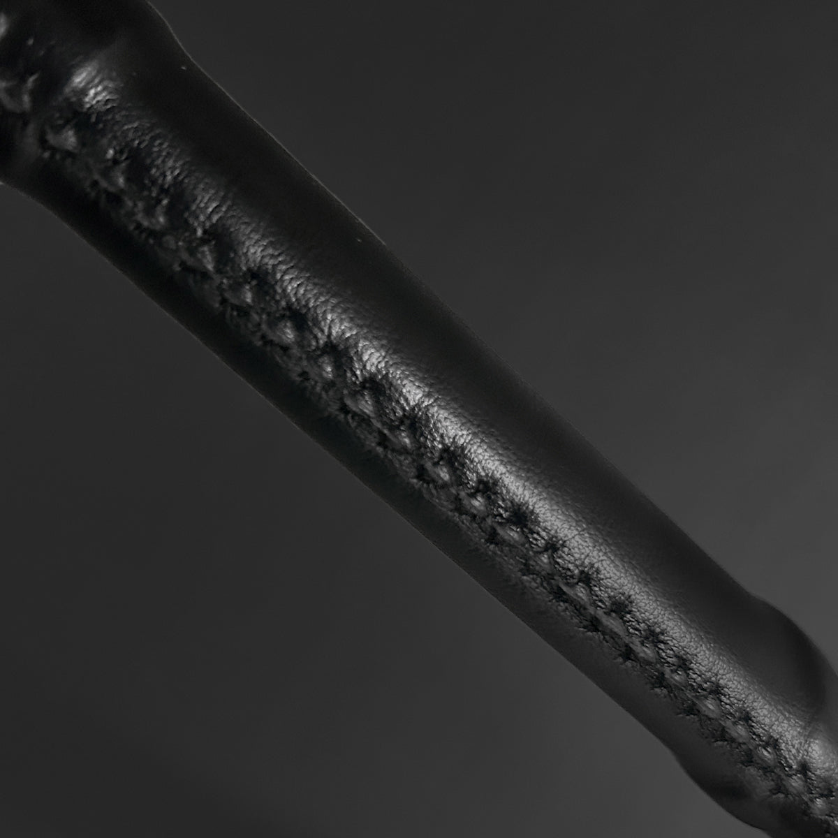 Knight's Collection "Valorbrand" -  44 1/2" Hand-Forged Medieval Sword