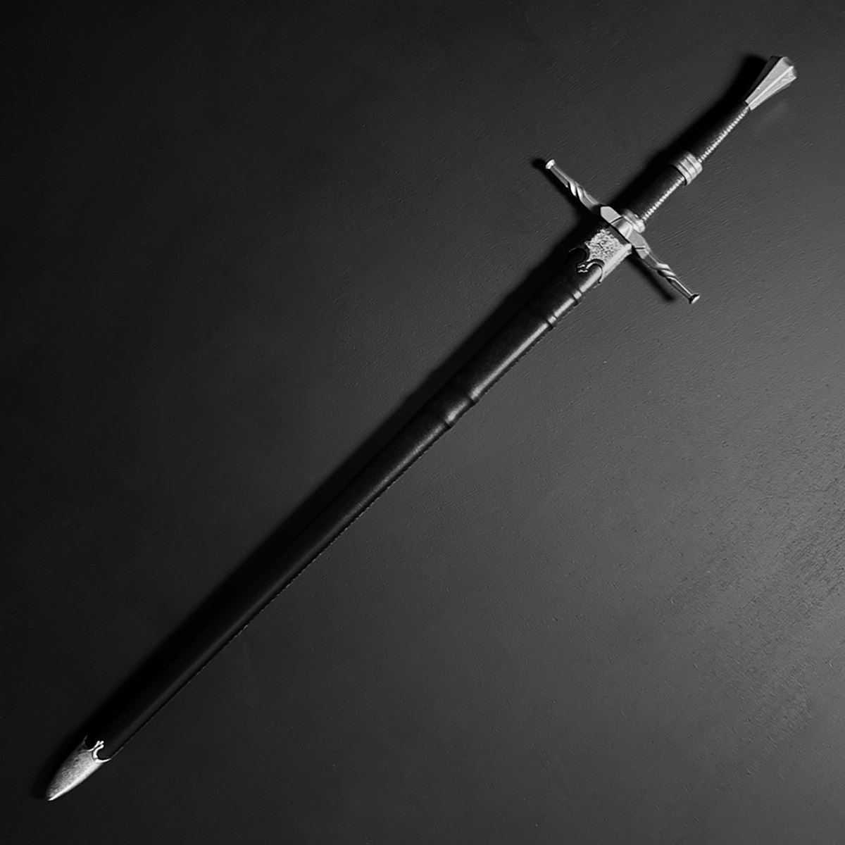 Knight's Collection Hand-Forged Medieval Sword