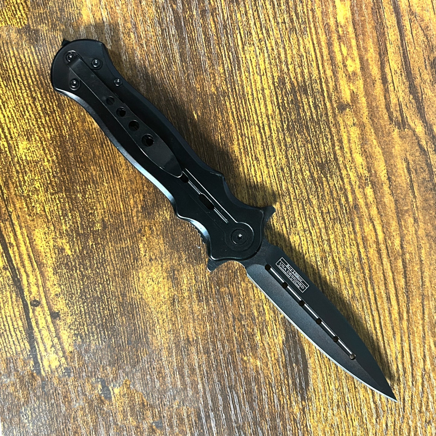 3 3/4" Blade / 4 3/4" Handle / Ball Bearing System / Black