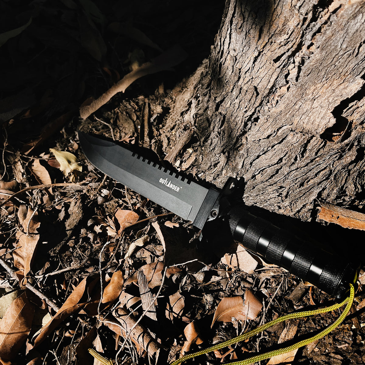 Outlander 9" Black Blade Hunting Knife