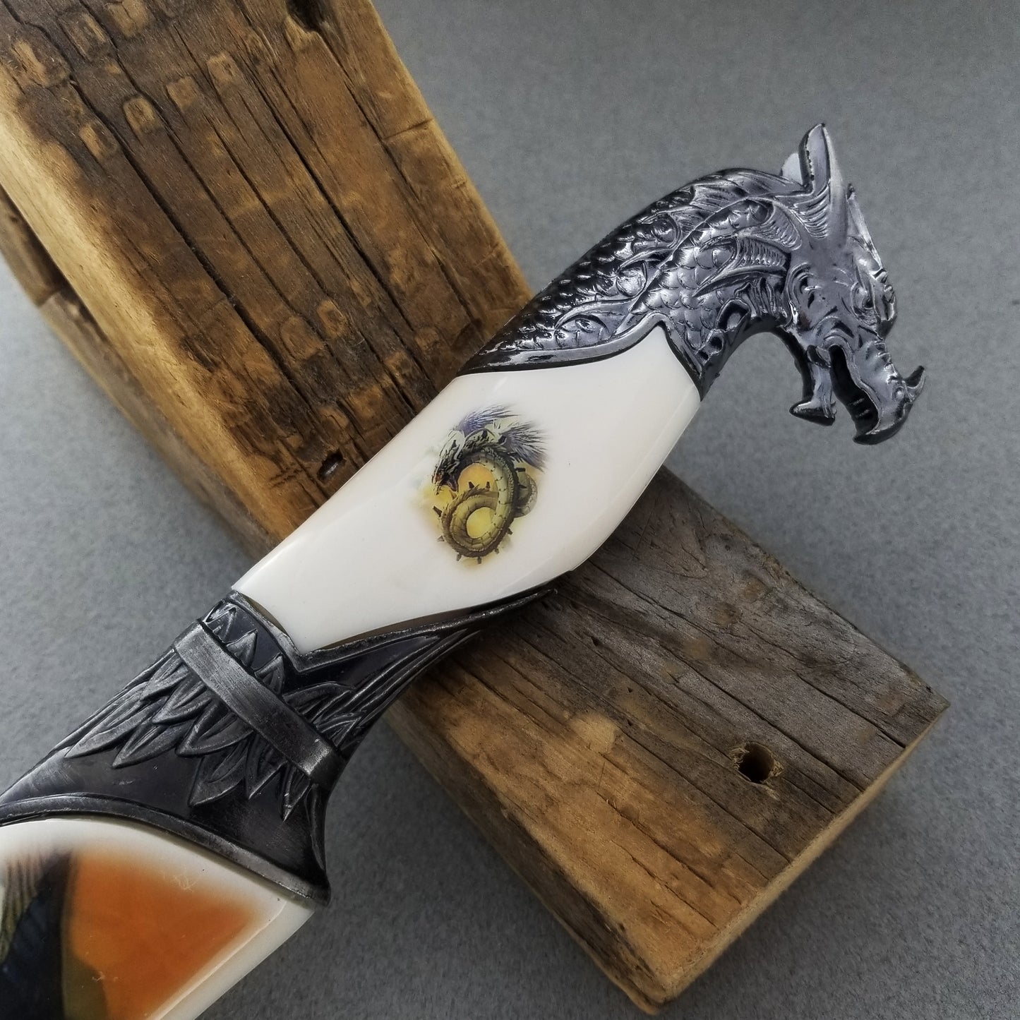 13 1/2" Fantasy Dragon Dagger with White Scabbard