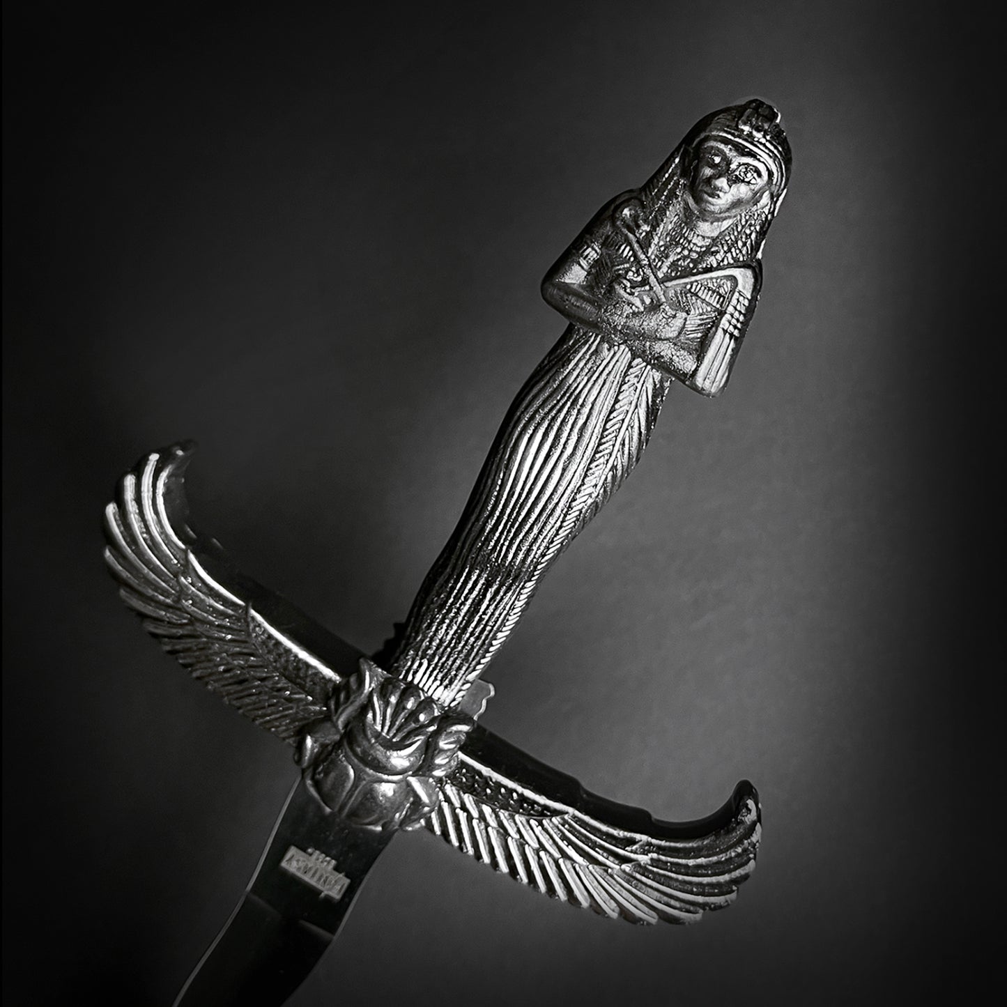 17" Pharaoh Fantasy Dagger with scabbard