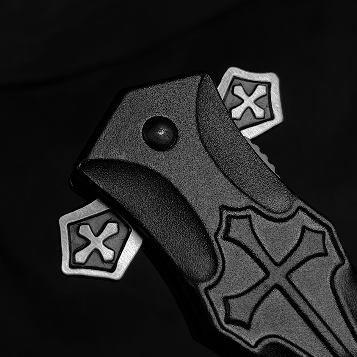 4" Black Blade Spring Assisted Knife