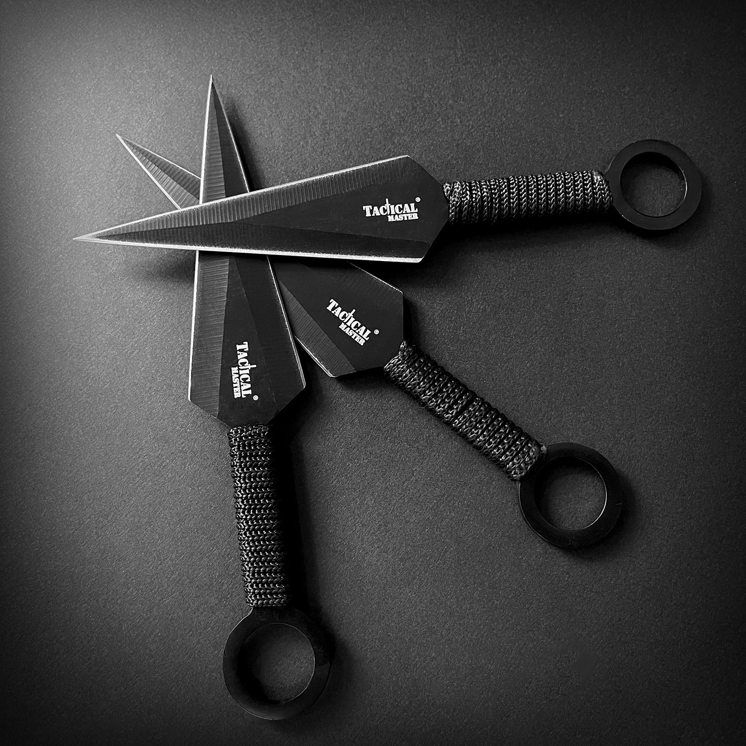 26" Black Machete w 3 Throwing Knives