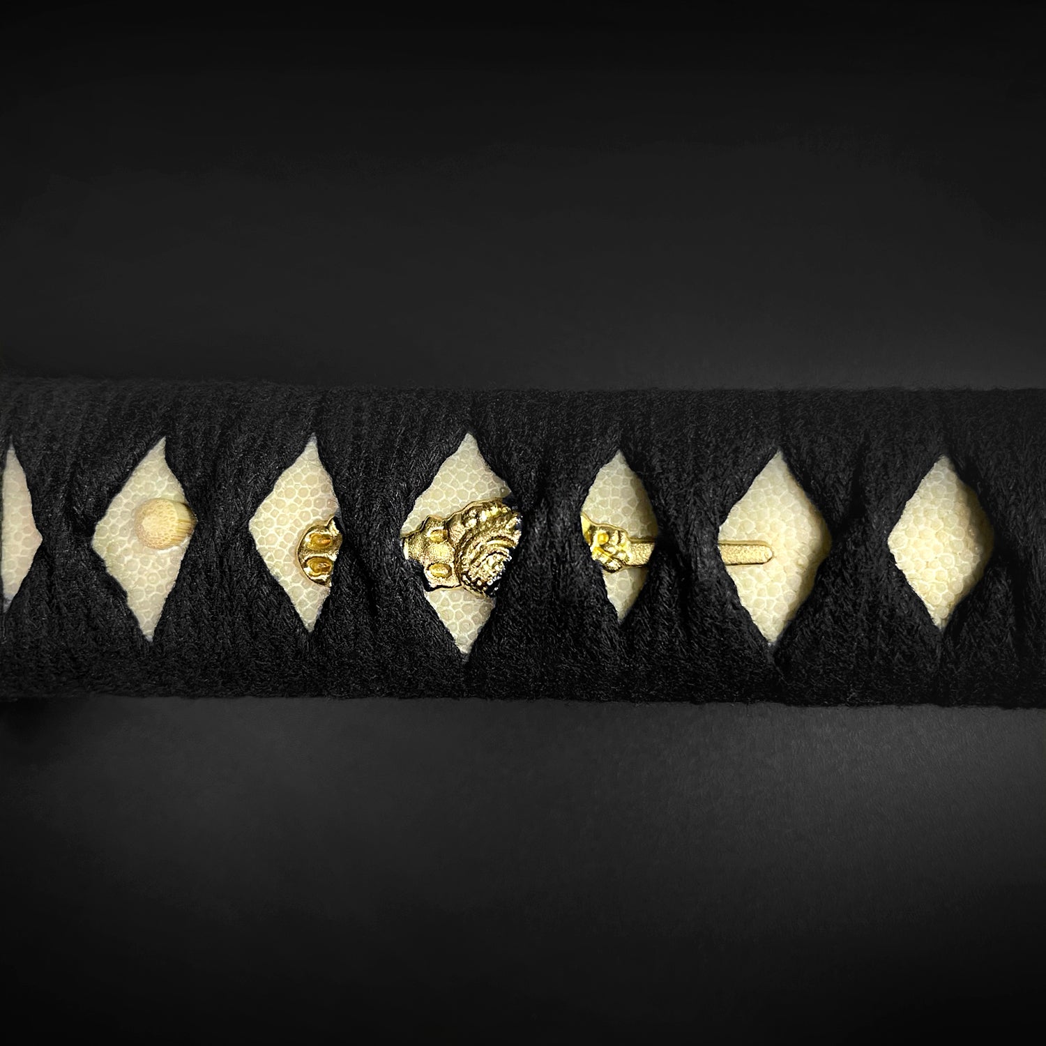 Musashi Gold Collection: “Yamata no Orochi” Katana