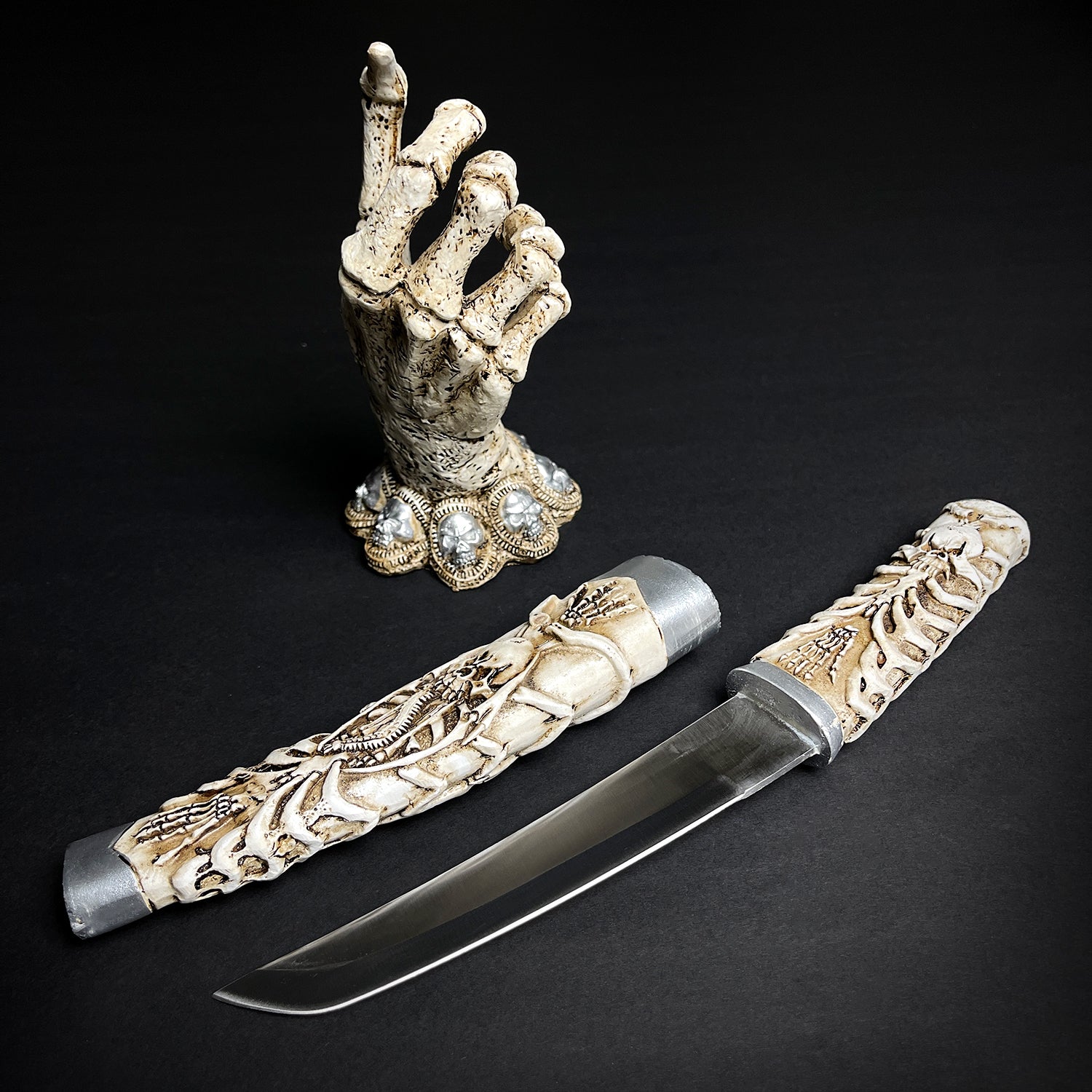 Wholesale Daggers Distributor: High-Quality Skeleton Dagger.