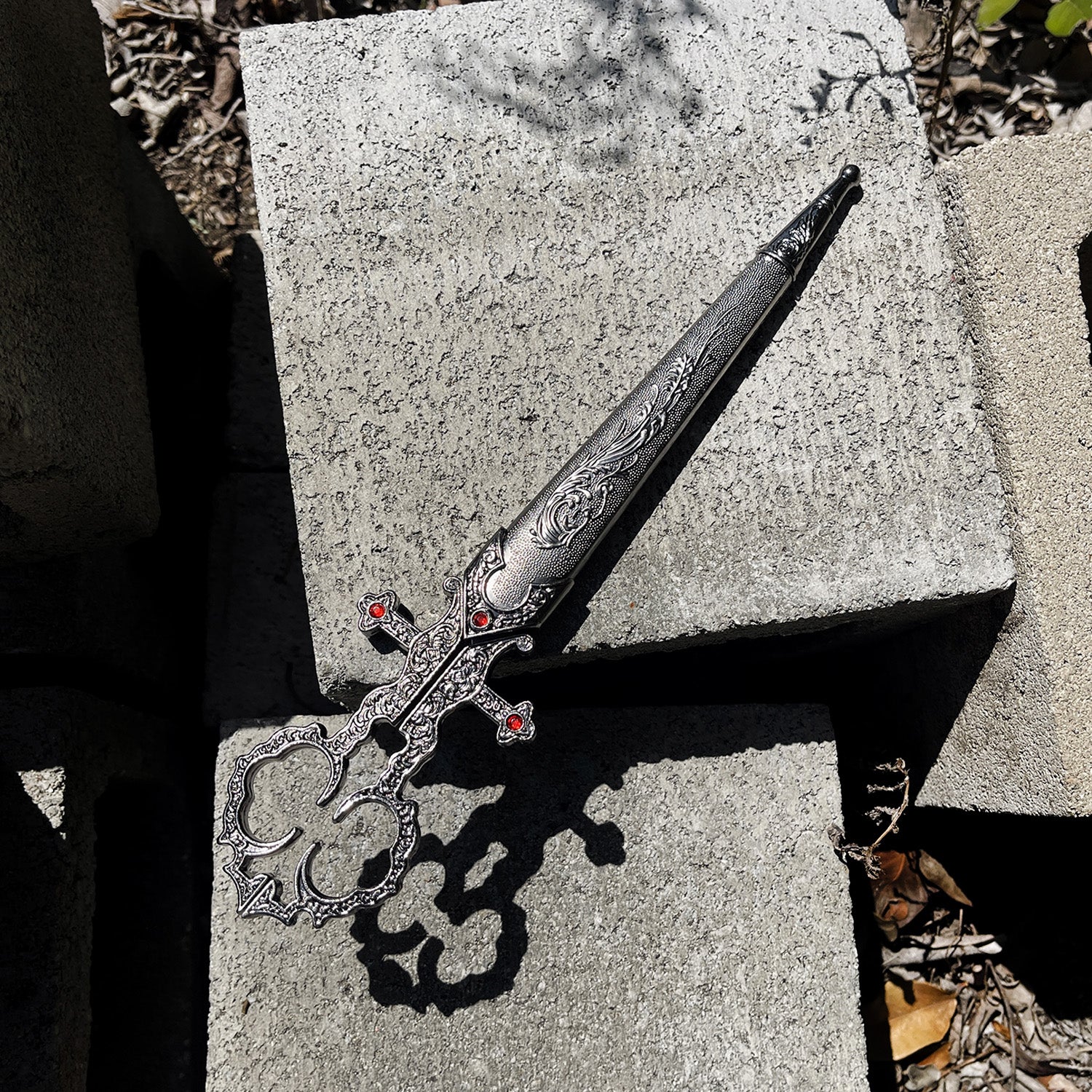 Wholesale Fantasy Dagger Scissors - Daggers for Resellers
