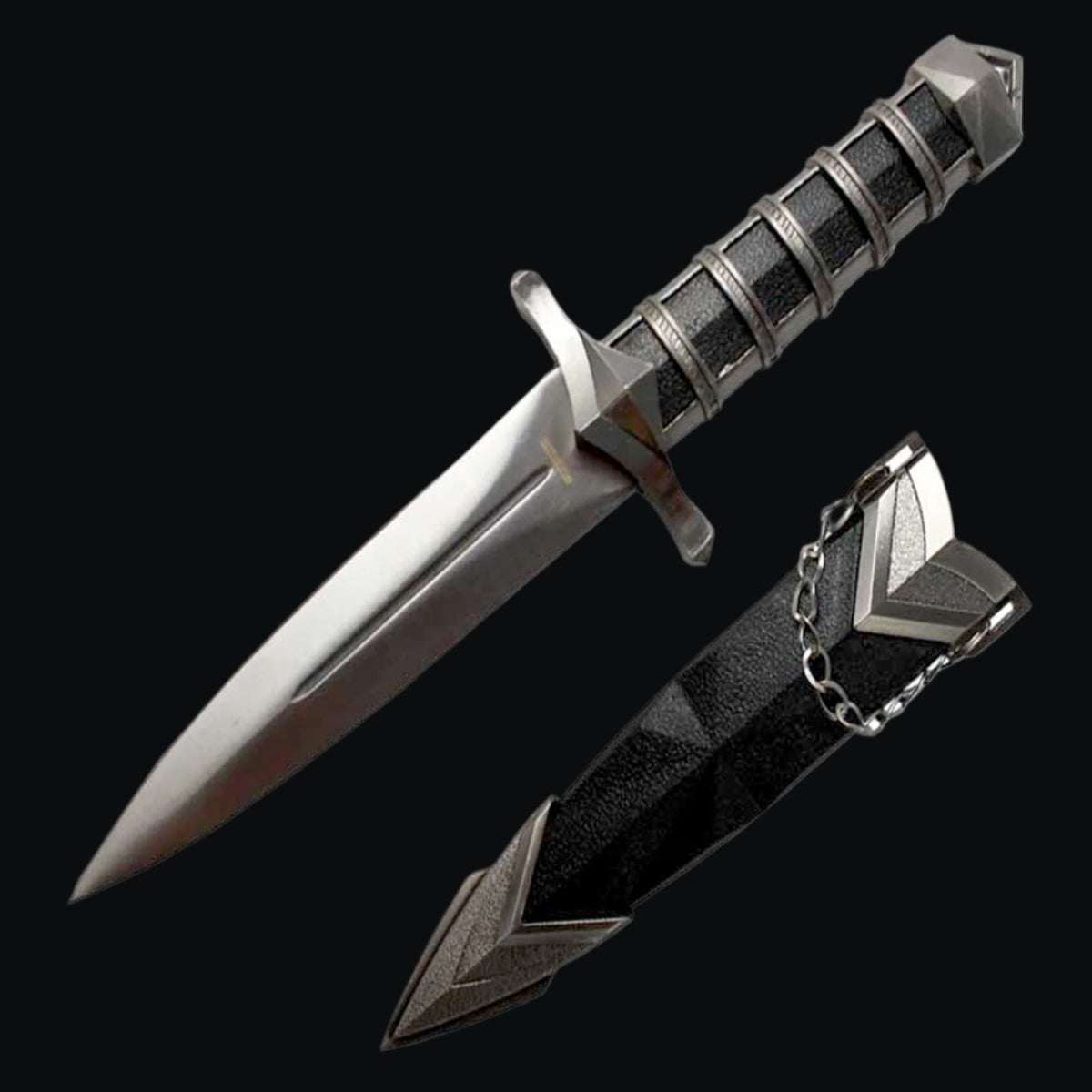 Pacific Solution Medieval Fantasy Dagger with a sleek blade and ornate handle design