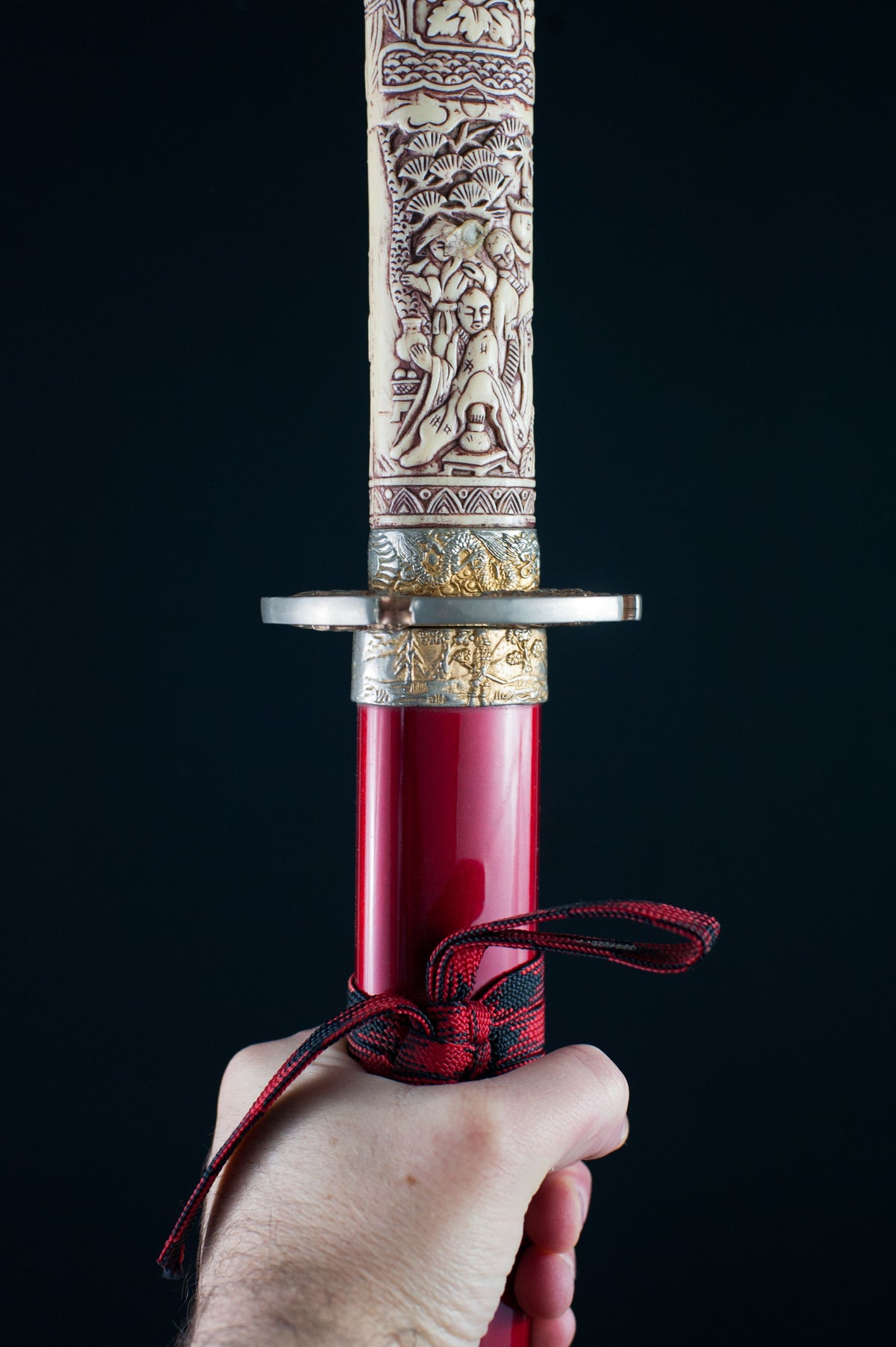 Musashi Hand-Forged Detailed Carved Handle Katana