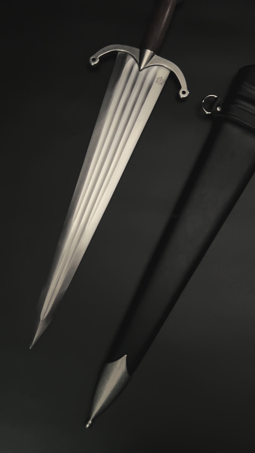 Knight's Collection Hand-Forged Medieval Cinquedea Dagger