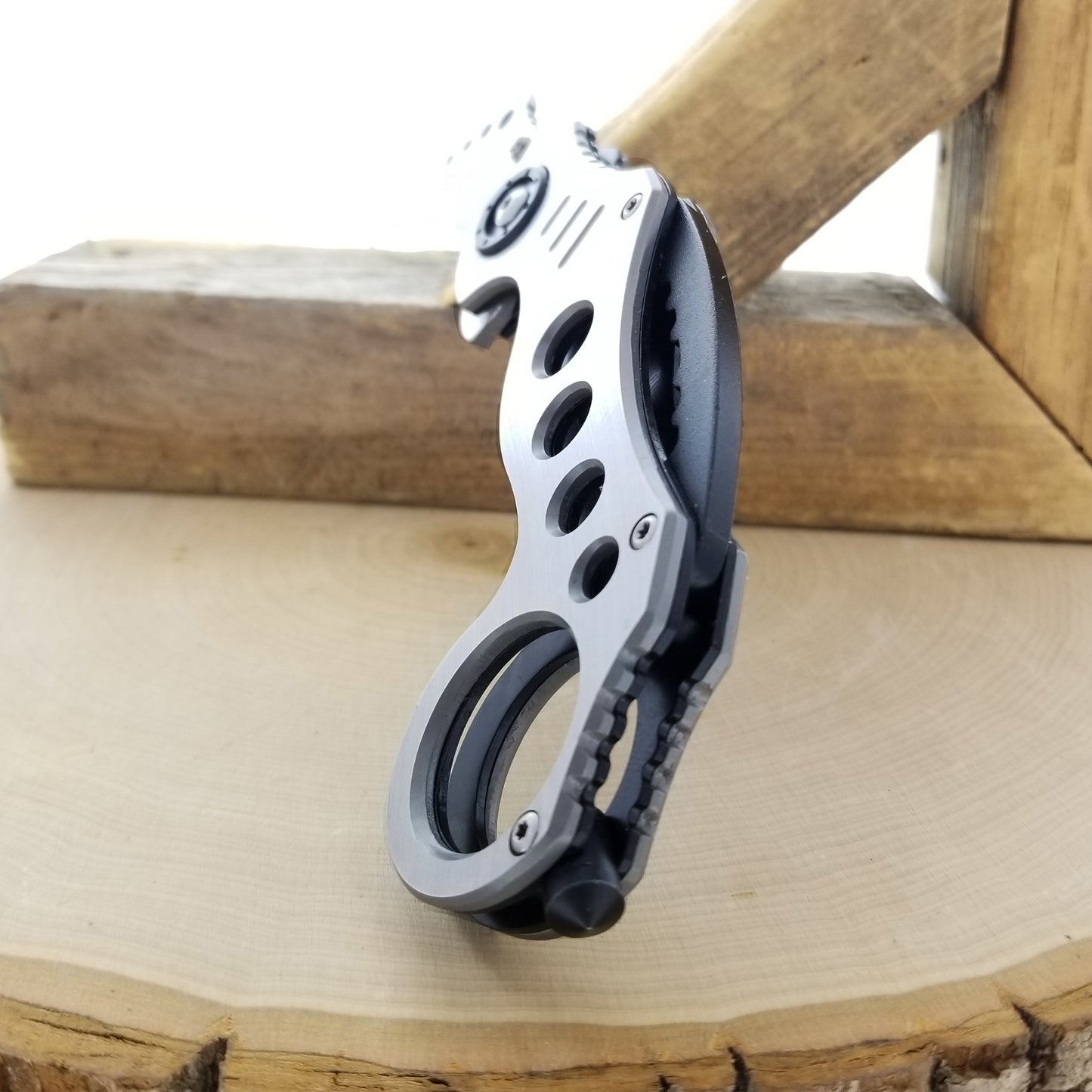 Wholesale Tactical Knives - Karambit Pocket Knives in Bulk